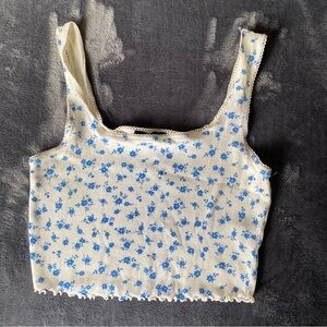 Forever 21 Cream Ribbed Crop Tank with Blue Floral Print Trim Size Medium